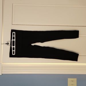 NWOT Spanx Seamless Crop Leggings